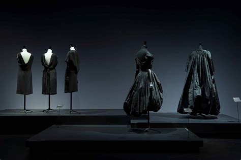 balenciaga art museum.